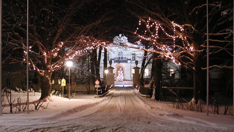 Schloss_im_Winter_2004_1